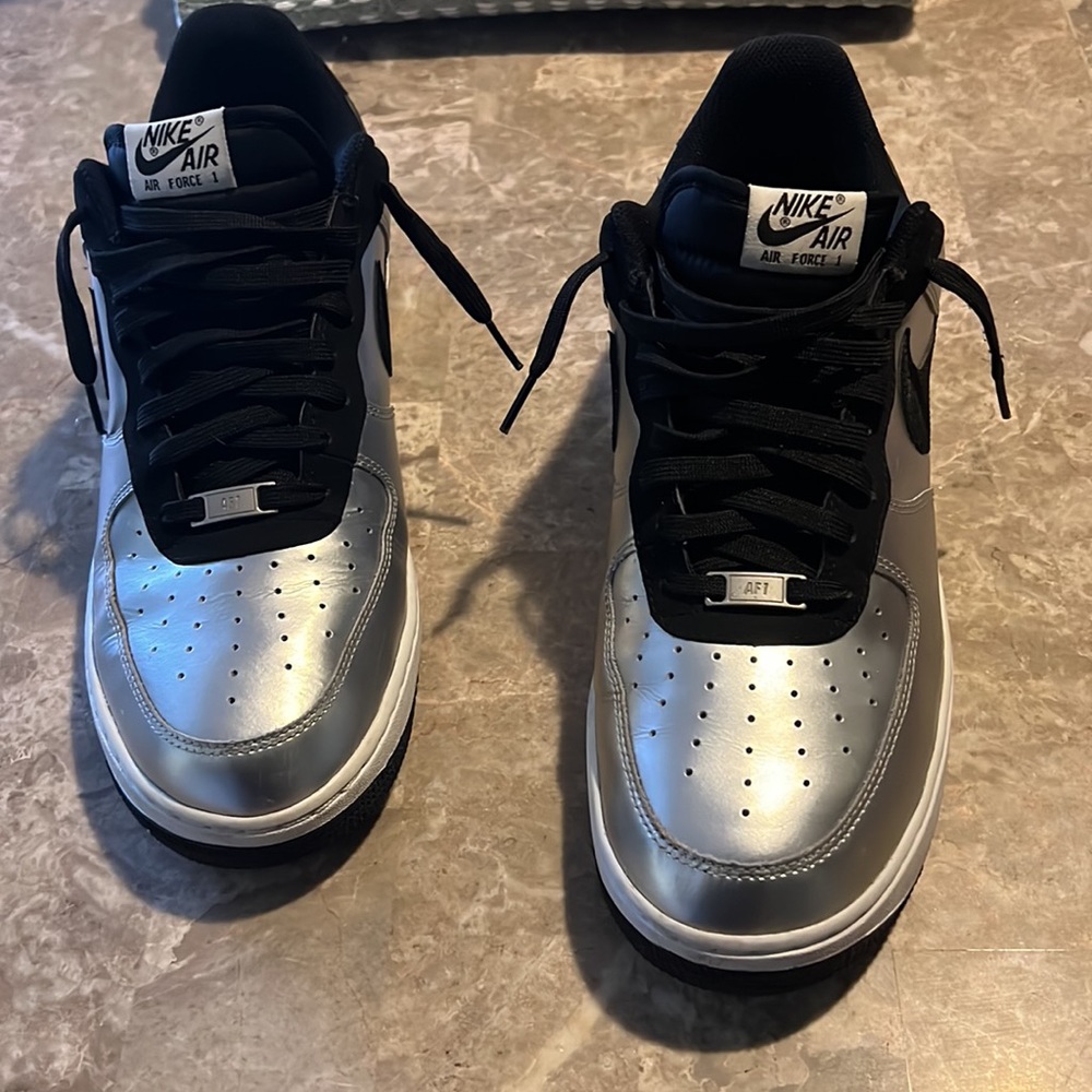Nike Air Force 1 Metallic Silver sneakers men’s sz13 - Picture 3 of 10